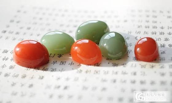 漂亮诱人的三个南红戒面_玉石