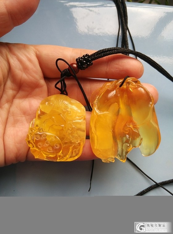 出两个纯天然琥珀金绞蜜蜜蜡件68元每克我已做证书如意已订_有机宝石