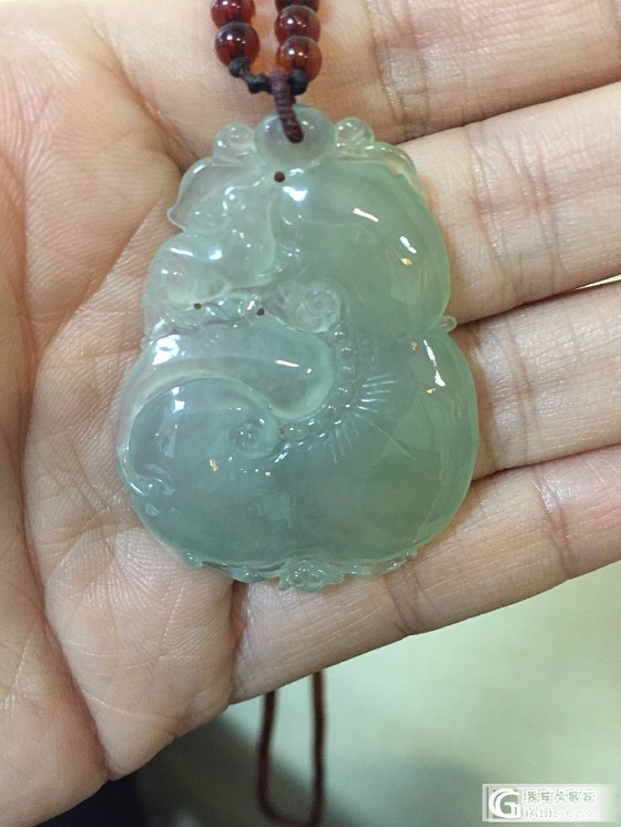 几年前入手的花件_翡翠