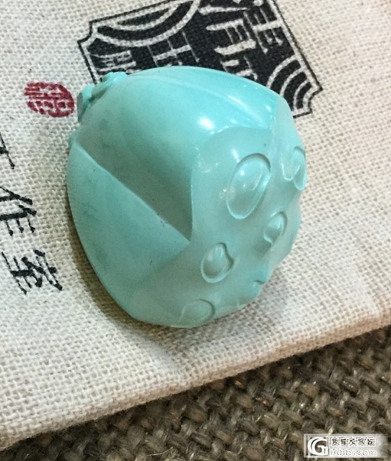 果冻料莲蓬雕好了_松石