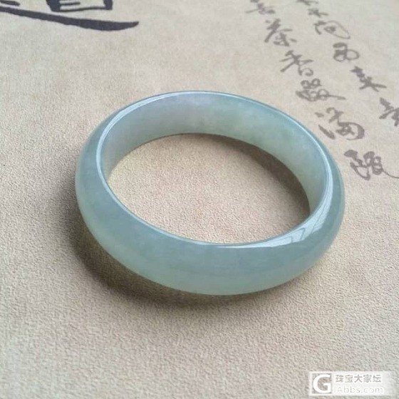 10,29  翡翠手镯秀。有没有眼缘。_手镯翡翠
