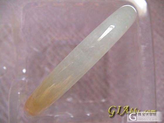 N年前淘的一只不贵的黄翡手镯，请大家再次帮忙看看随便的估估价_手镯翡翠