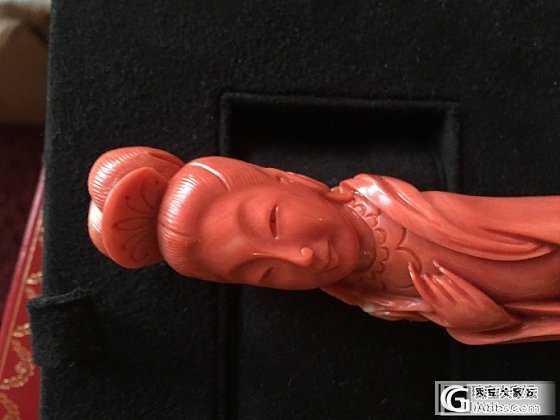 一珊瑚女雕像_珊瑚