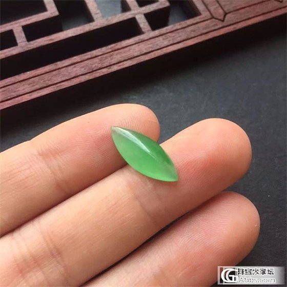 湖水绿的马眼_翡翠