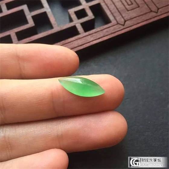 湖水绿的马眼_翡翠
