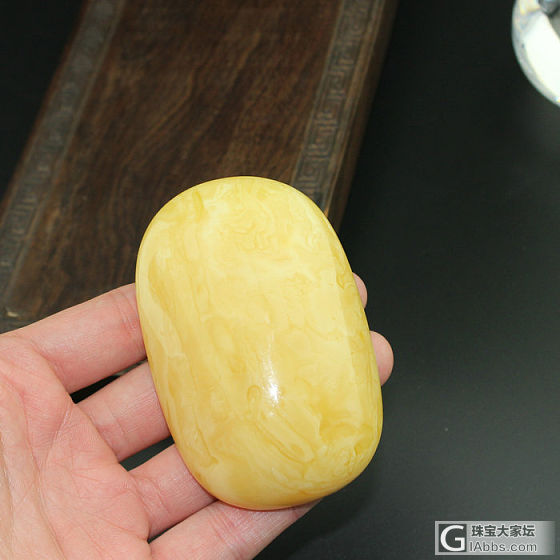 发几个蜜蜡在新版块试试_琥珀