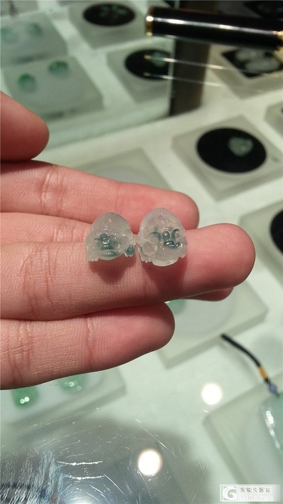 精美三脚金蟾_翡翠