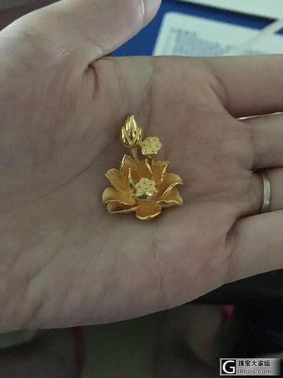 一见钟情的坠子_金