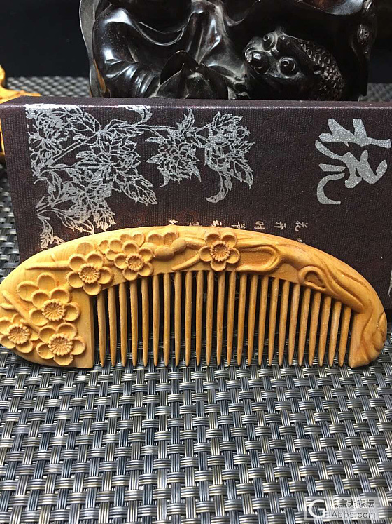为了红包，晒梳子_梳子木
