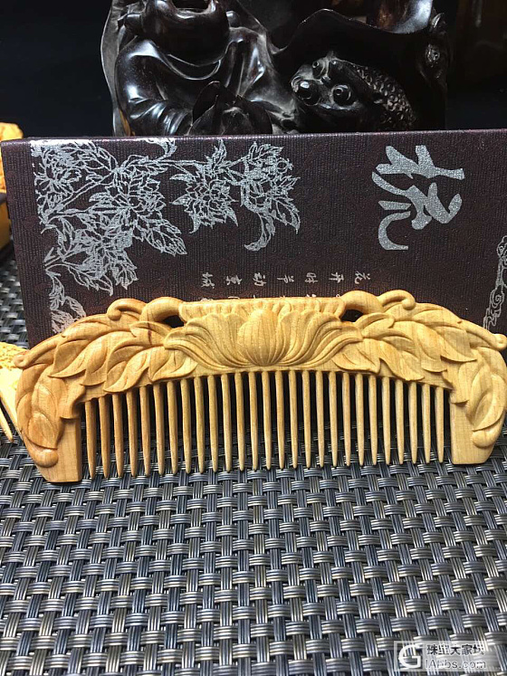 为了红包，晒梳子_梳子木