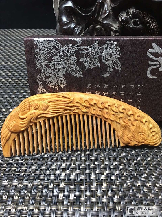 为了红包，晒梳子_梳子木