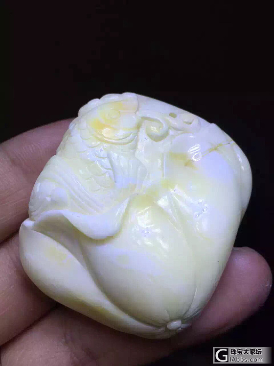 算骨瓷白吗？_蜜蜡