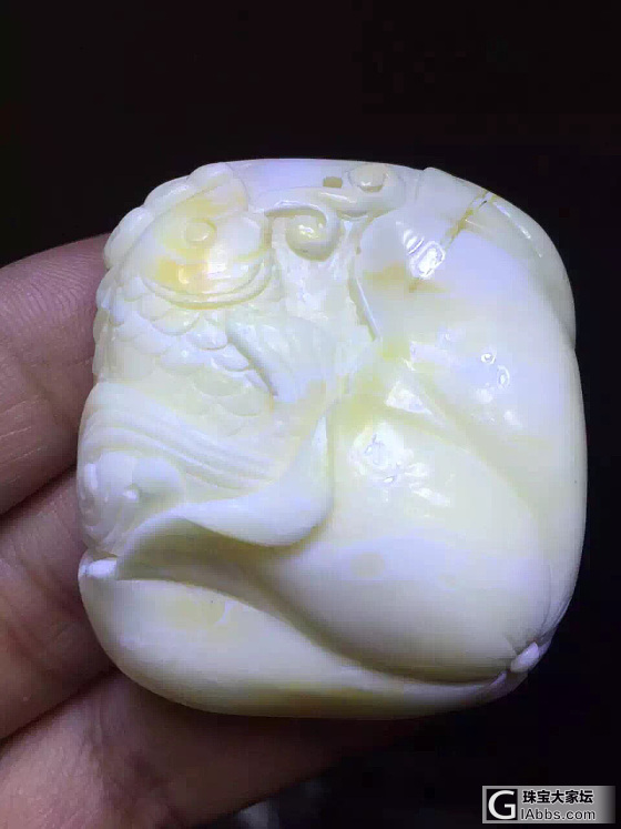 算骨瓷白吗？_蜜蜡