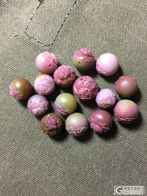 色彩斑斓_珠串玛瑙