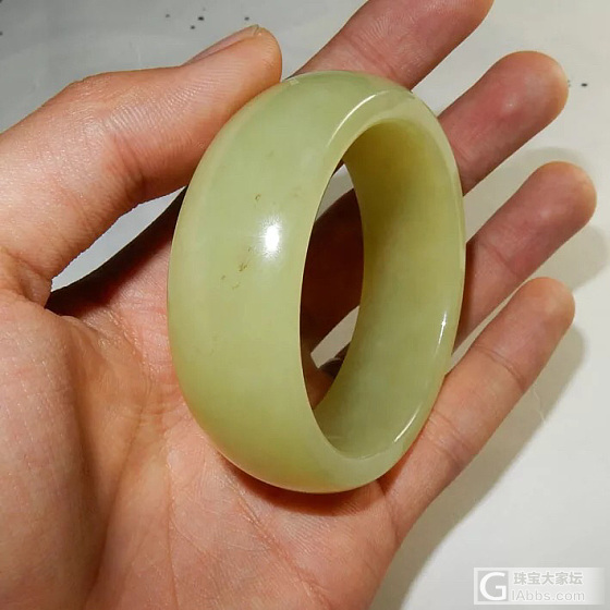 黄口料，大家看看怎么样？_手镯和田玉