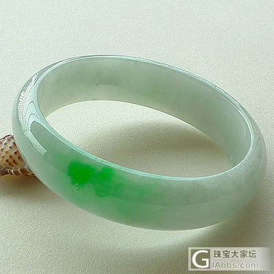 美镯欣赏_翡翠手镯