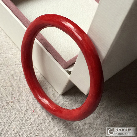 沙丁珊瑚拍拼接手镯_珊瑚