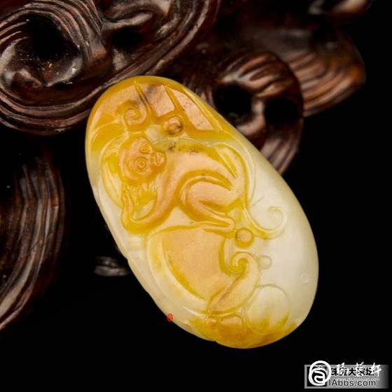 别有特色的黄沁皮籽料代代封侯_和田玉