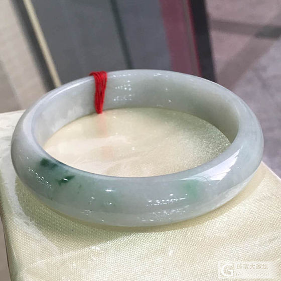 1700入，赚到么？_翡翠手镯