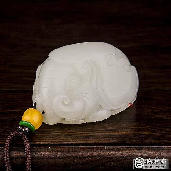 细腻油润的籽料太平有象_花件和田玉