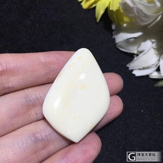 哪块更值得入？来帮忙挑挑_琥珀蜜蜡