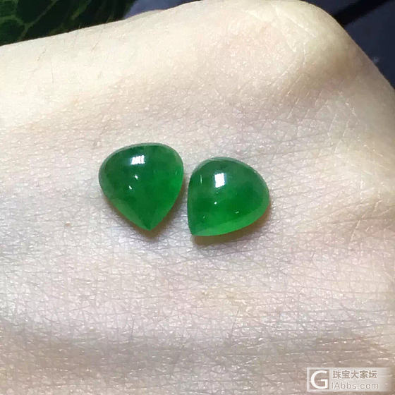 老坑冰种辣绿水滴耳钉，镶嵌效果应该更加美妙_翡翠