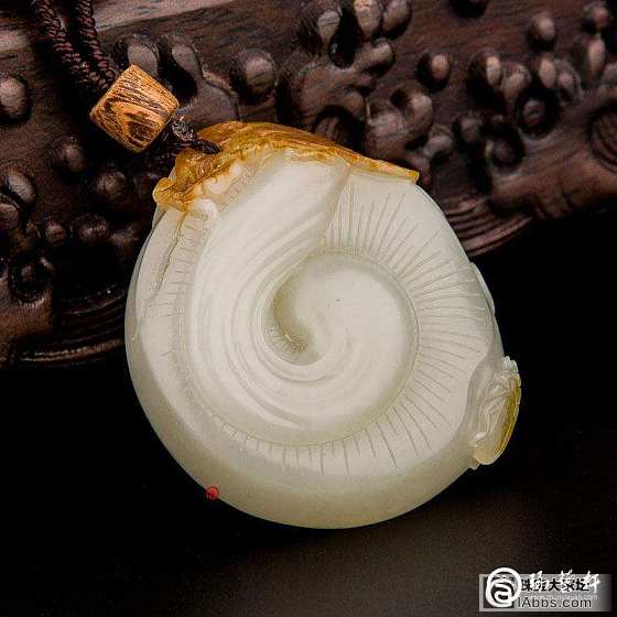 红皮籽料和田玉把件_和田玉
