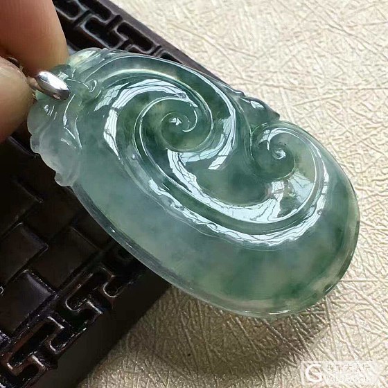 托帕石套链_翡翠