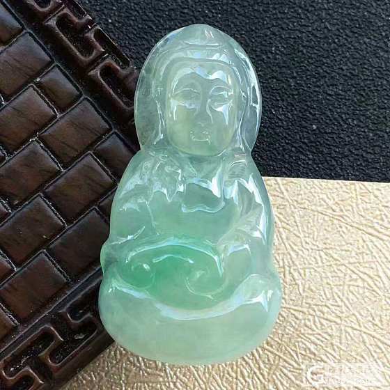 翡翠挂件_翡翠
