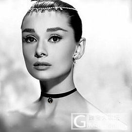 好莱坞四大美女之一_项链珍珠