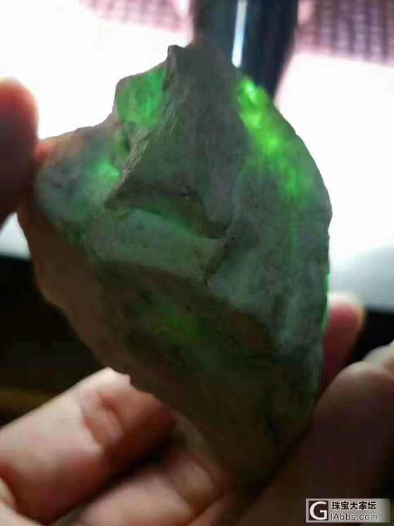 ZLX30，老木纳全身脱沙色料，种老，压灯色阳，色辣辣，种水色极佳，牌子、挂件料..._原石翡翠