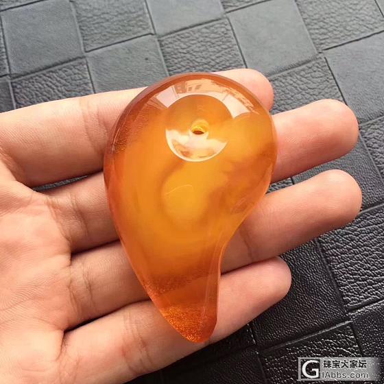 精品蜜蜡_挂件琥珀蜜蜡