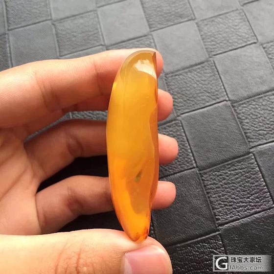 精品蜜蜡_挂件琥珀蜜蜡