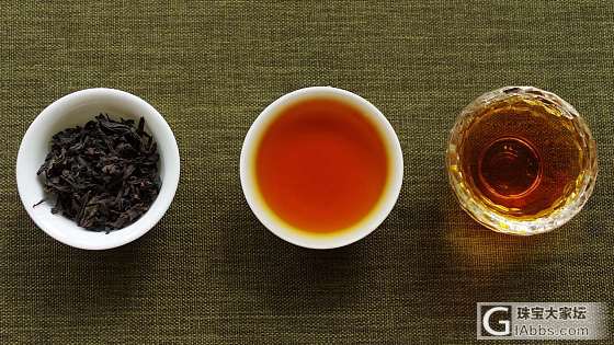 大家在坛子里败珠宝首饰，中毒不浅吧。来，我帮大家解解毒先。_茶叶