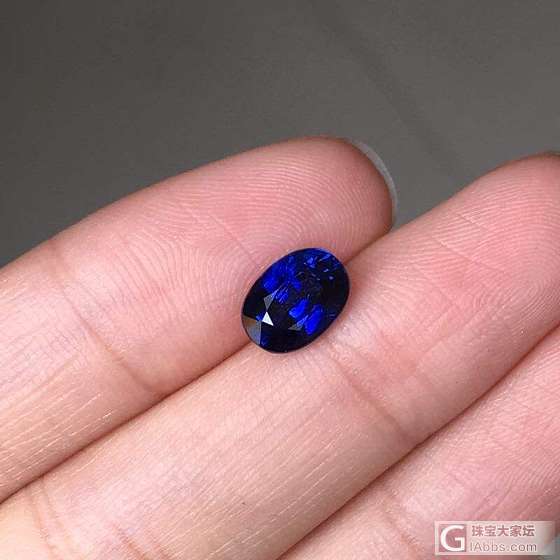 我的小蓝宝 2.6克拉 皇家蓝_刻面宝石蓝宝石