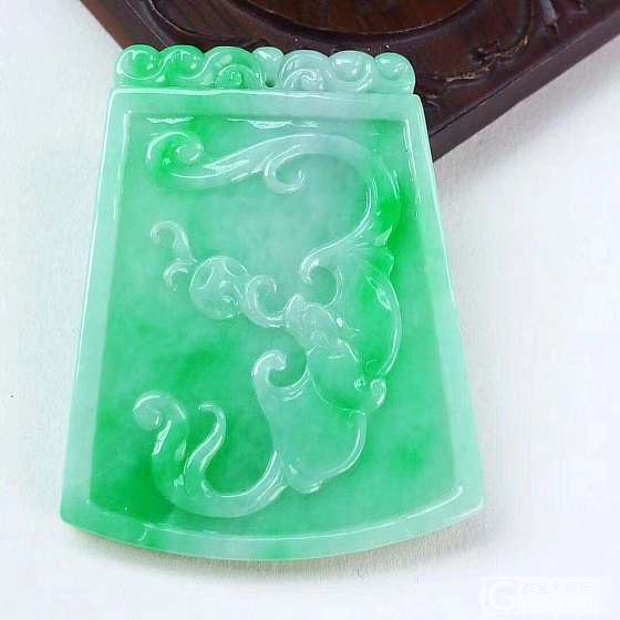 10.26_牌子翡翠