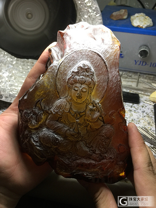 发一个大摆件给大家欣赏一下！_摆件琥珀蜜蜡