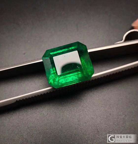 12.51克拉多的祖母绿 vivid级颜色 一步到位的收藏 微油 GIL_祖母绿刻面宝石