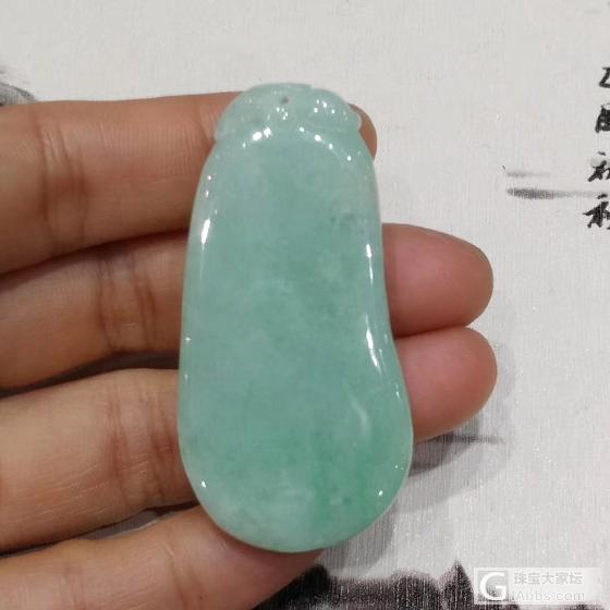 肉肉的满色大福瓜瓜，细腻完美_挂件翡翠