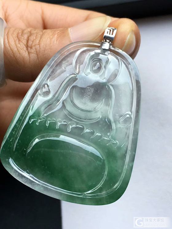 大日如来🙏🙏🙏🙏🙏挂件   老坑玻璃种_牌子挂件翡翠