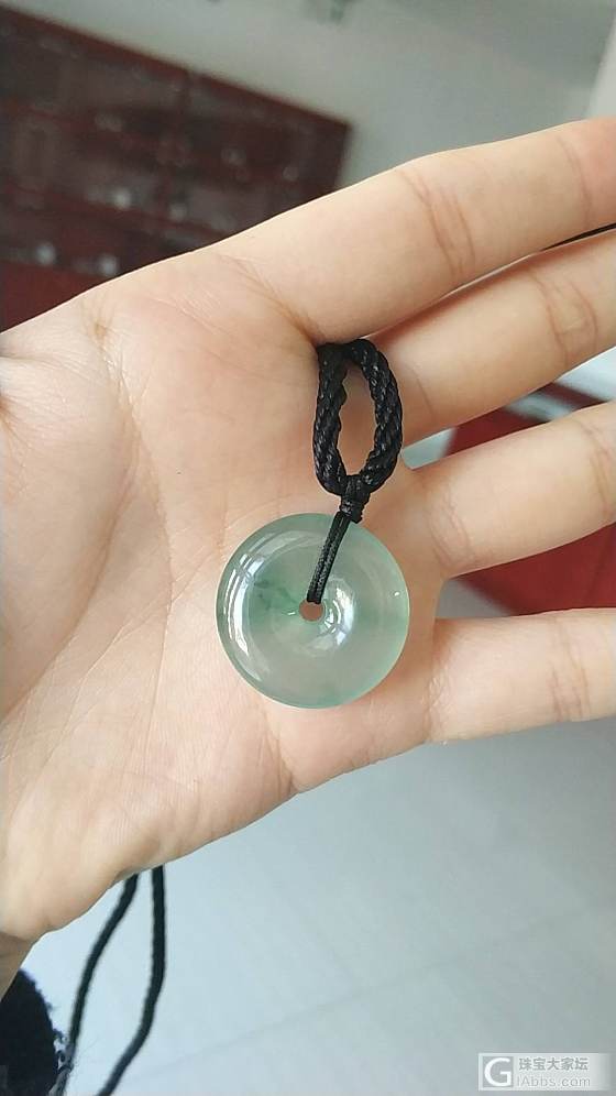 求各位大神看一下这个翡翠平安扣怎么样？_平安扣翡翠