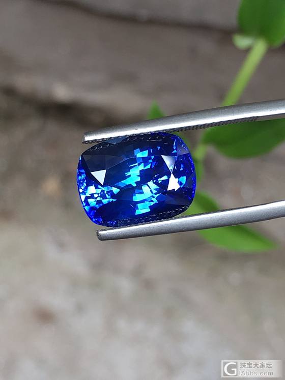 矢车菊蓝宝石_刻面宝石蓝宝石