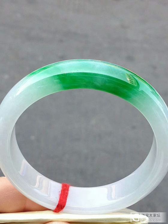 翡翠手镯_手镯翡翠