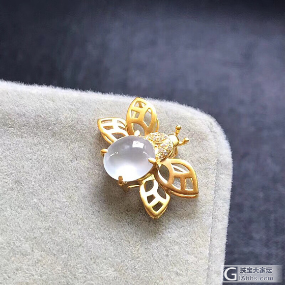 一只超可爱小蜜蜂_吊坠翡翠