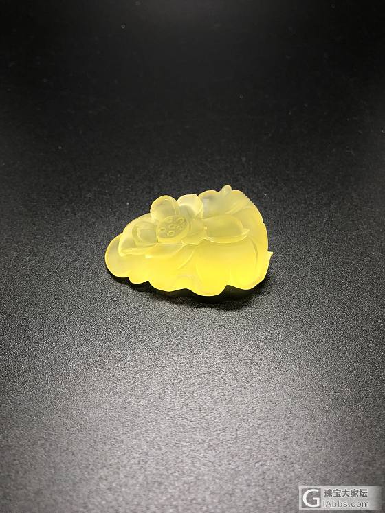 晒晒小东西_挂件琥珀
