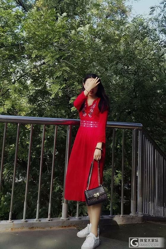 你会穿很张扬的衣服出门吗？_穿搭