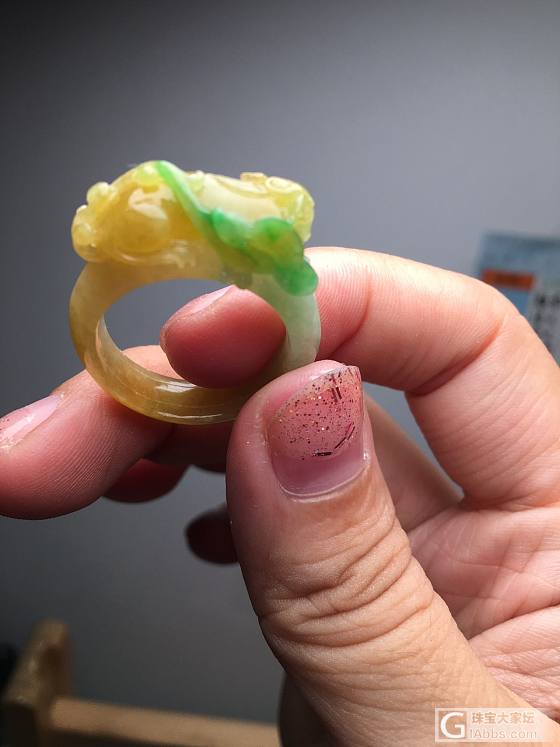 这么漂亮的小戒指就要退了_扳指翡翠