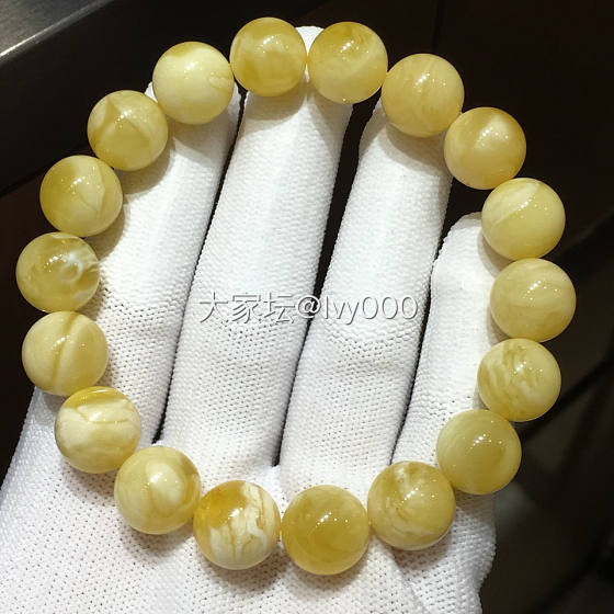俄白花手串_珠串蜜蜡