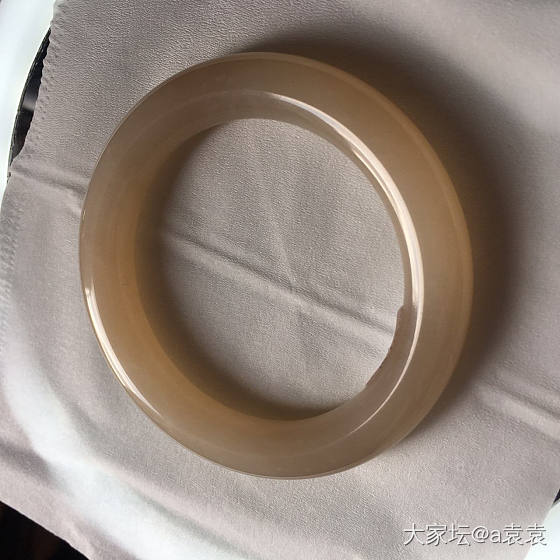 和田玉藕粉手镯_手镯和田玉