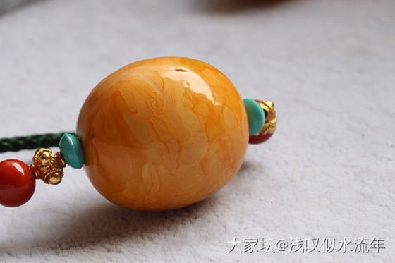 老蜜蜡锁骨项链，百搭啊_琥珀蜜蜡